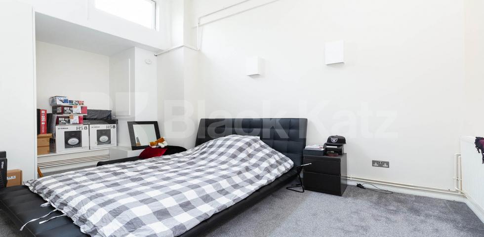 			1 Bedroom, 1 bath, 1 reception Apartment			 EAGLE HOUSE-EAGLE WHARF ROAD, OLD STREET-SHOREDITCH